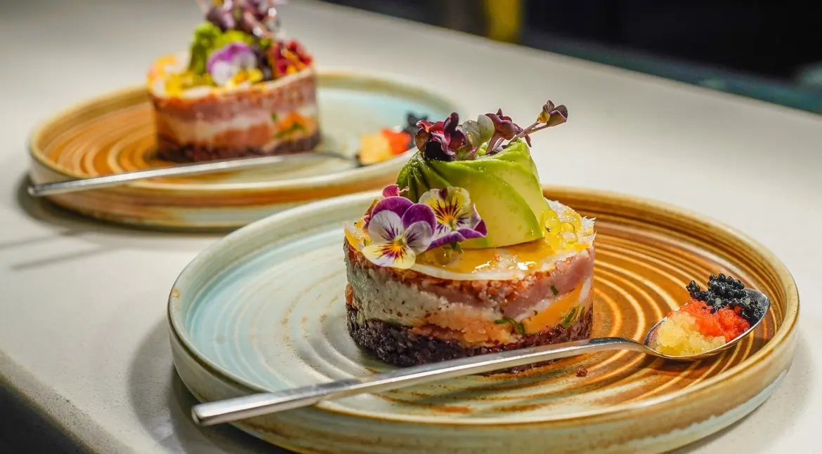 matrimonio-grecia-a-tavola-gourmet-chef-Le-Ciel-Hotel-Santorini