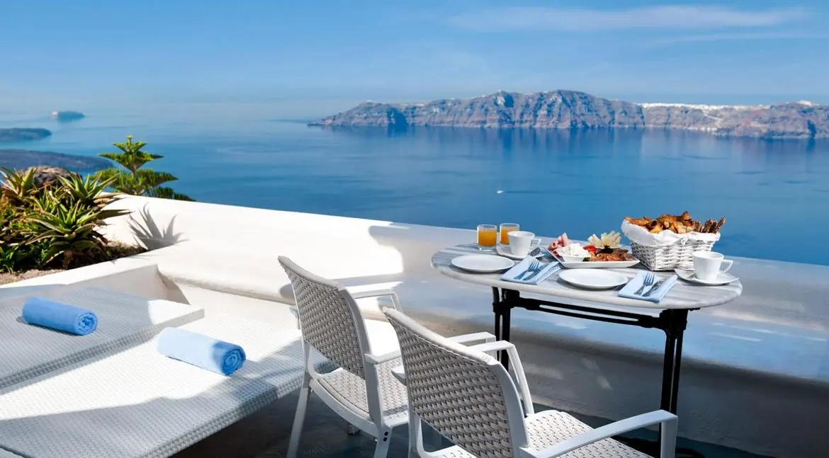 matrimonio-in-grecia-colazione-greca-caldera-Andromeda-hotel