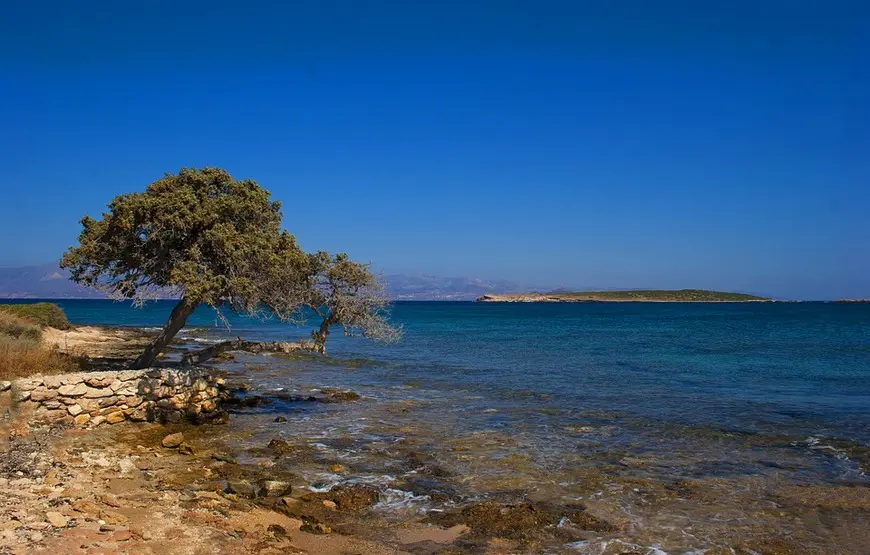 da-un-isola-all-altra-della-grecia-i-combinati-isola-paros-costa-pht-fragispr57