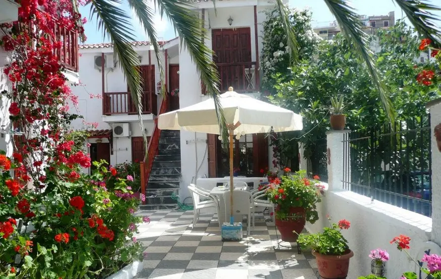 dove-alloggiare-a-skiathos-amalthia-studio