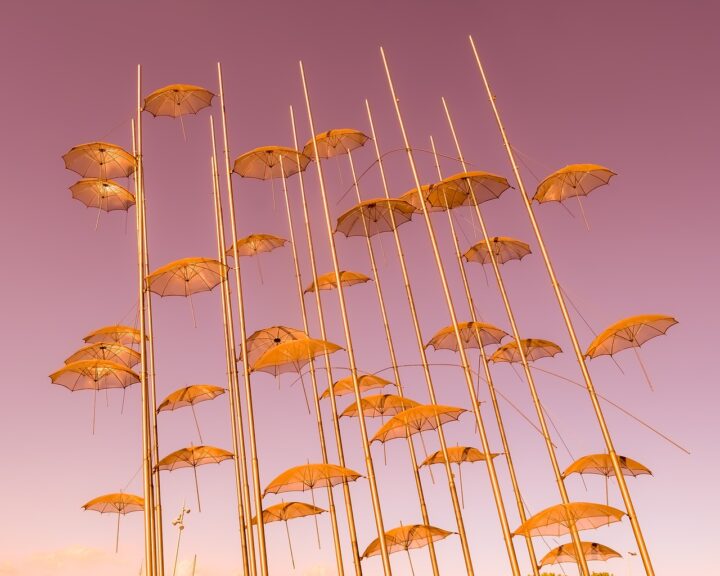Cosa vedere a Salonicco gli ombrelli Foto di Dimitris Vetsikas da Pixabay