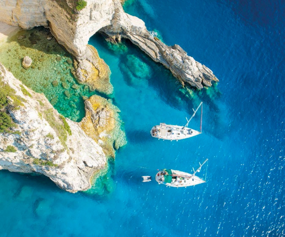 Tour Atene Delfi isole Cicladi Paros e Santorini