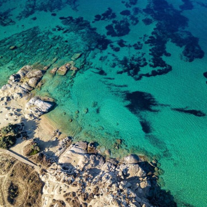 grecia-isola-naxos-mare-spiaggia900-1024x1024