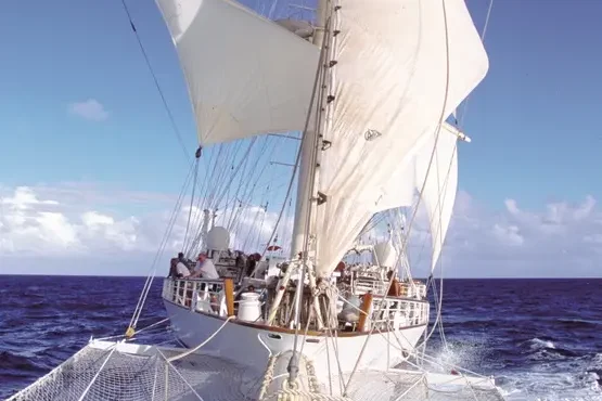 Vita-di-mare-star-clippers-in-grecia