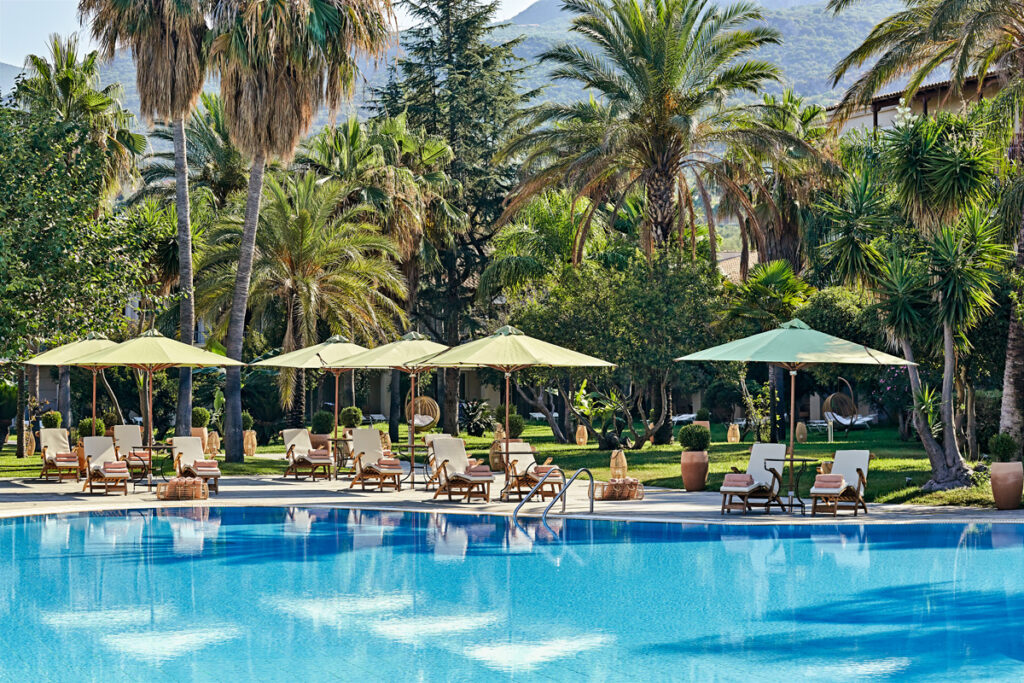 Vacanza nel Peloponneso al Grecotel Filoxenia Kalamata con traghetto da Bari