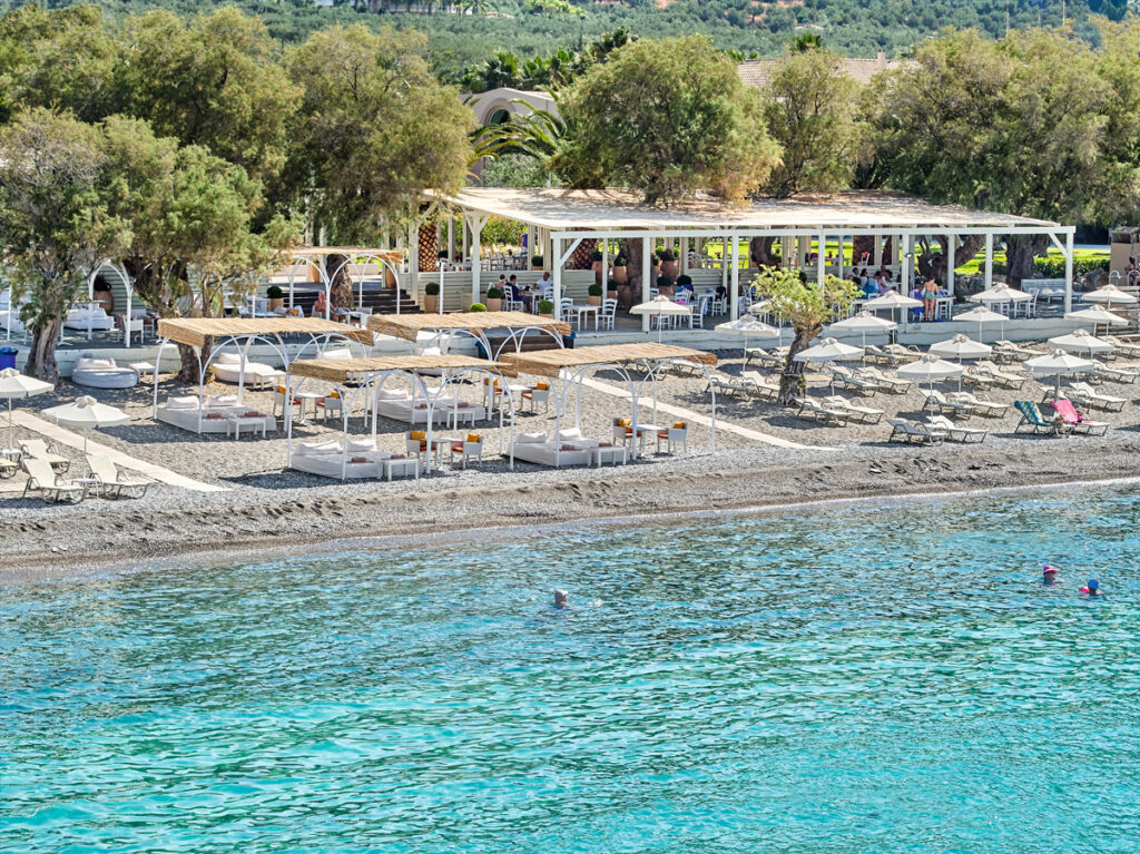 Vacanza nel Peloponneso al Grecotel Filoxenia Kalamata con traghetto da Bari
