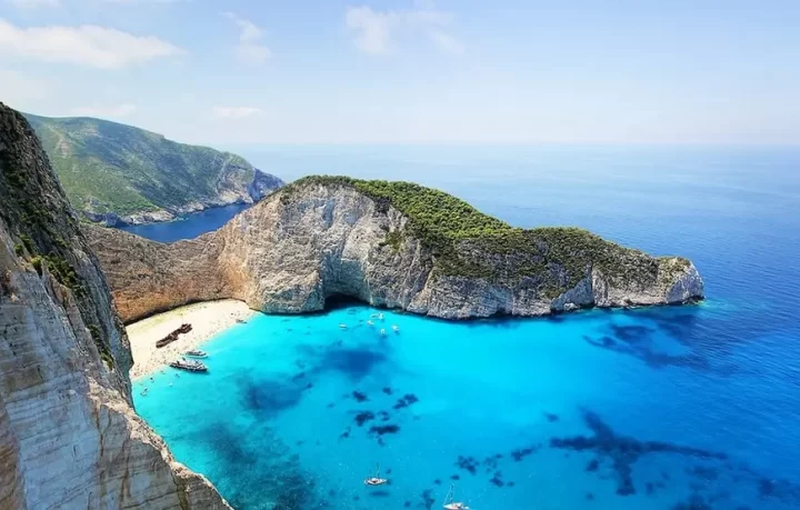 da-un-isola-all-altra-della-grecia-Zante Foto di Greg Montani da Pixabay