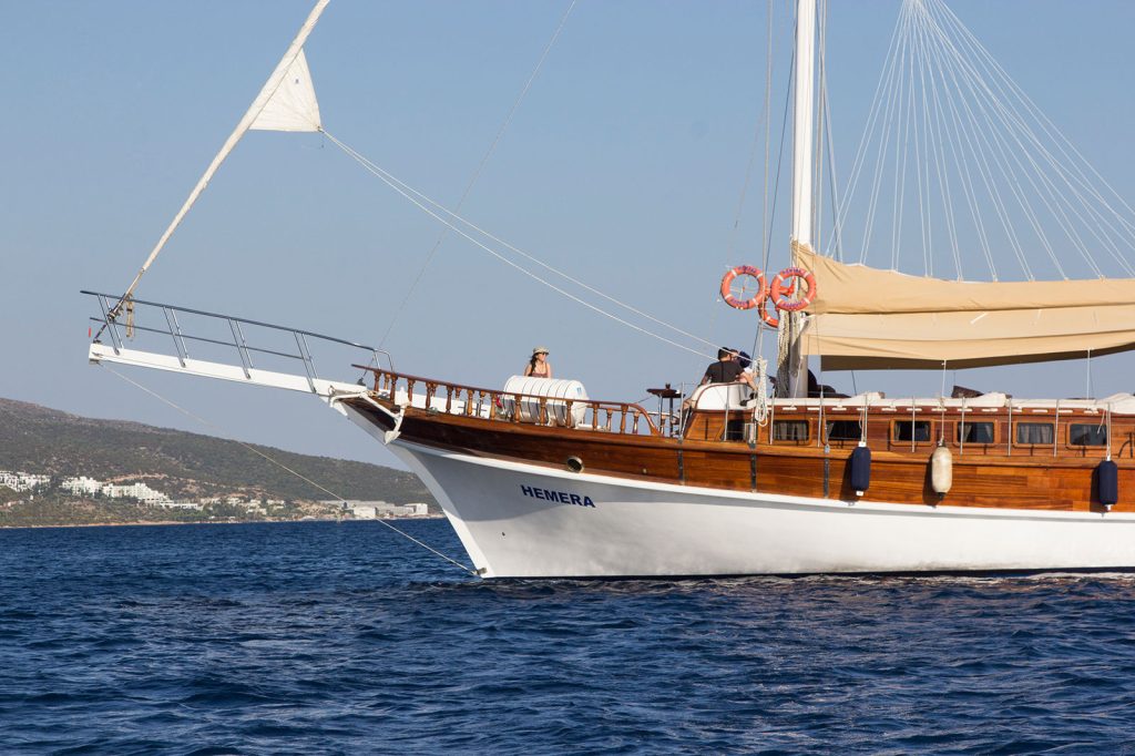 Crociera Caicco Isole Saroniche guida in italiano