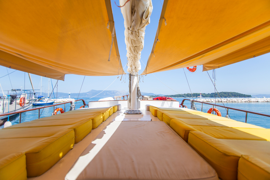 Crociera Caicco Isole Saroniche guida in italiano