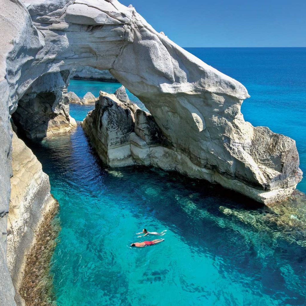 Tour Atene Delfi isole Cicladi Milos e Santorini