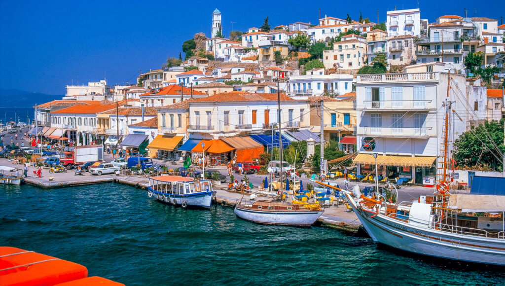 Atene e Poros Golfo Saronico PONTE del 2 GIUGNO