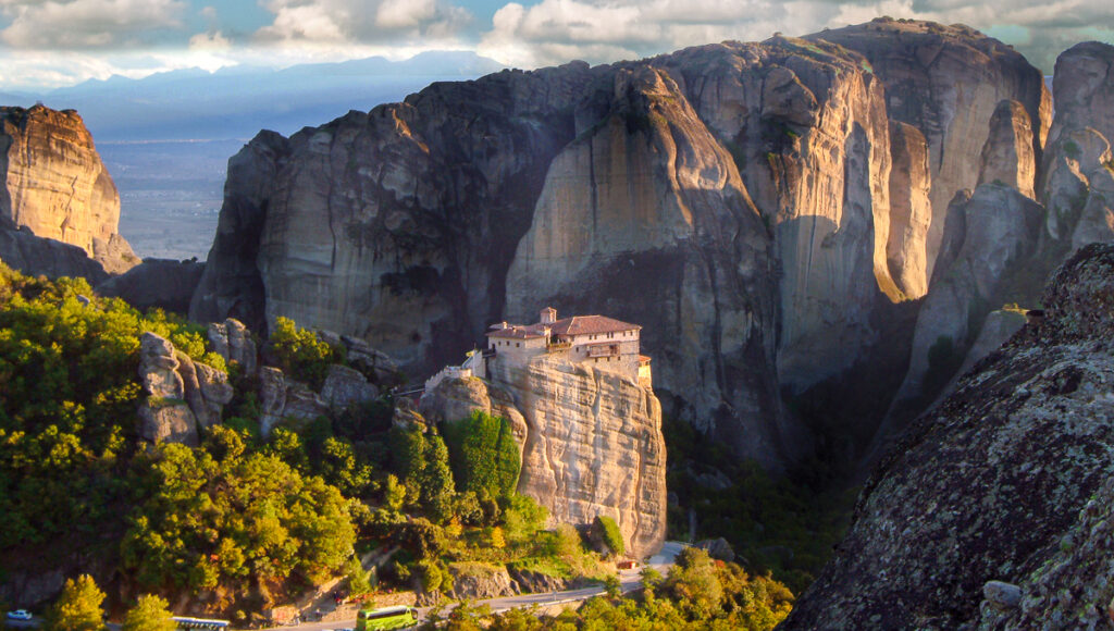 Tour Delfi e Monasteri alle Meteore in 2 giorni