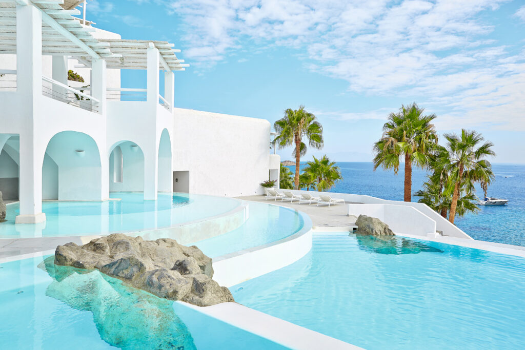 Vacanza a Mykonos al Grecotel Mykonos Blu con volo dall’Italia
