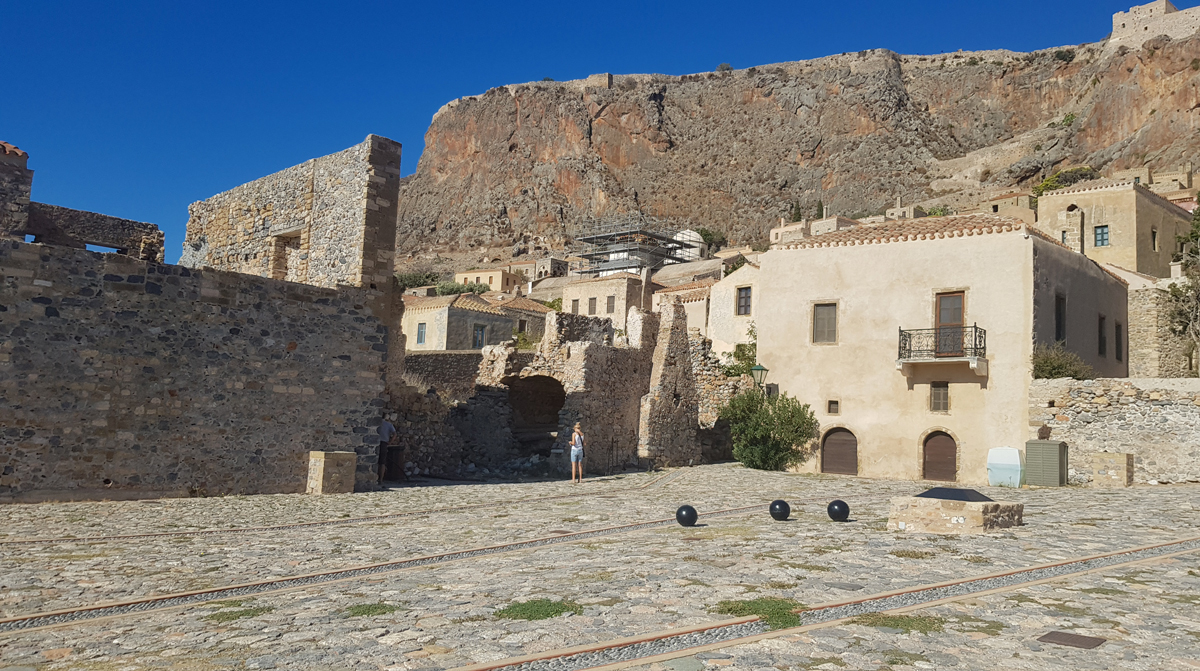 monenvassia-8